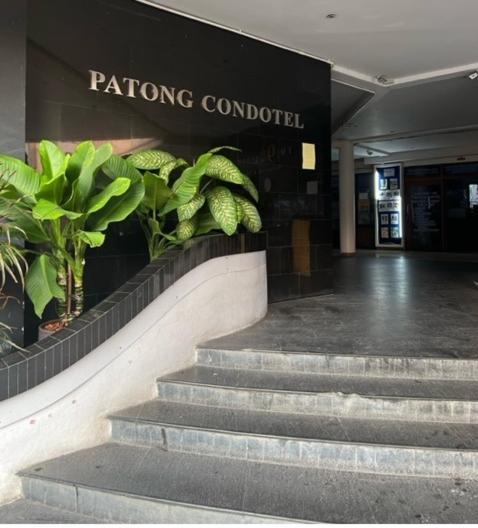 Casa - Quality 28 Sqm - Close To - Living Room, Kitchen, Private Bathroom, King Bed, 65 Inch Tv With Smart Tv, Free Wi-fi Apartment Patong